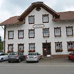 Dirndlkoenigin Grunenbach
