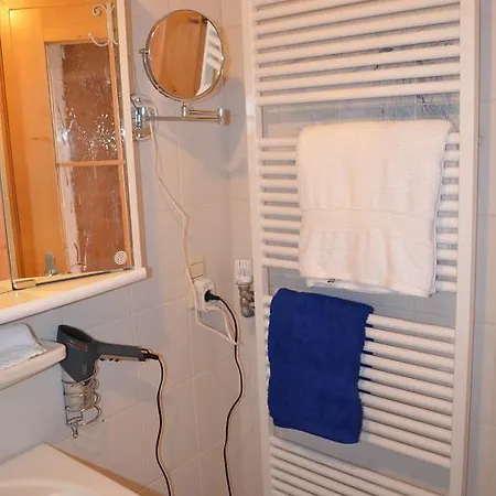 迪德科尼根公寓 Grunenbach