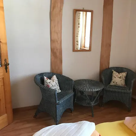 Dirndlkoenigin Apartment Grunenbach