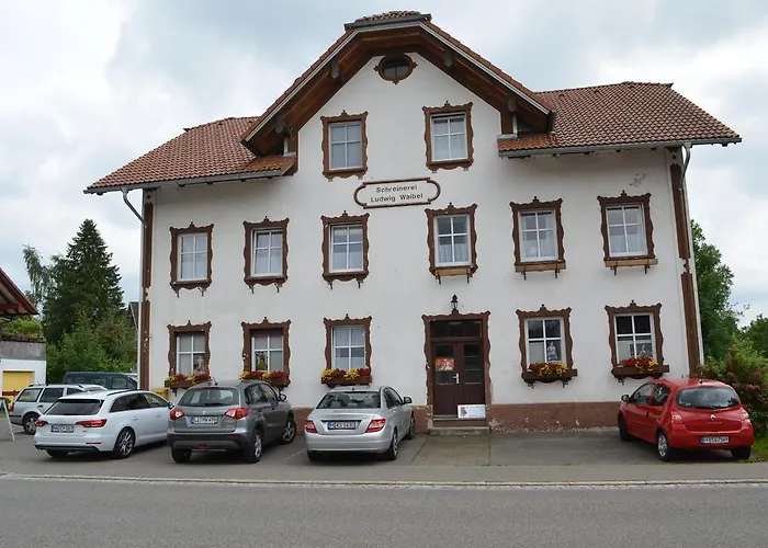 Dirndlkoenigin Grunenbach